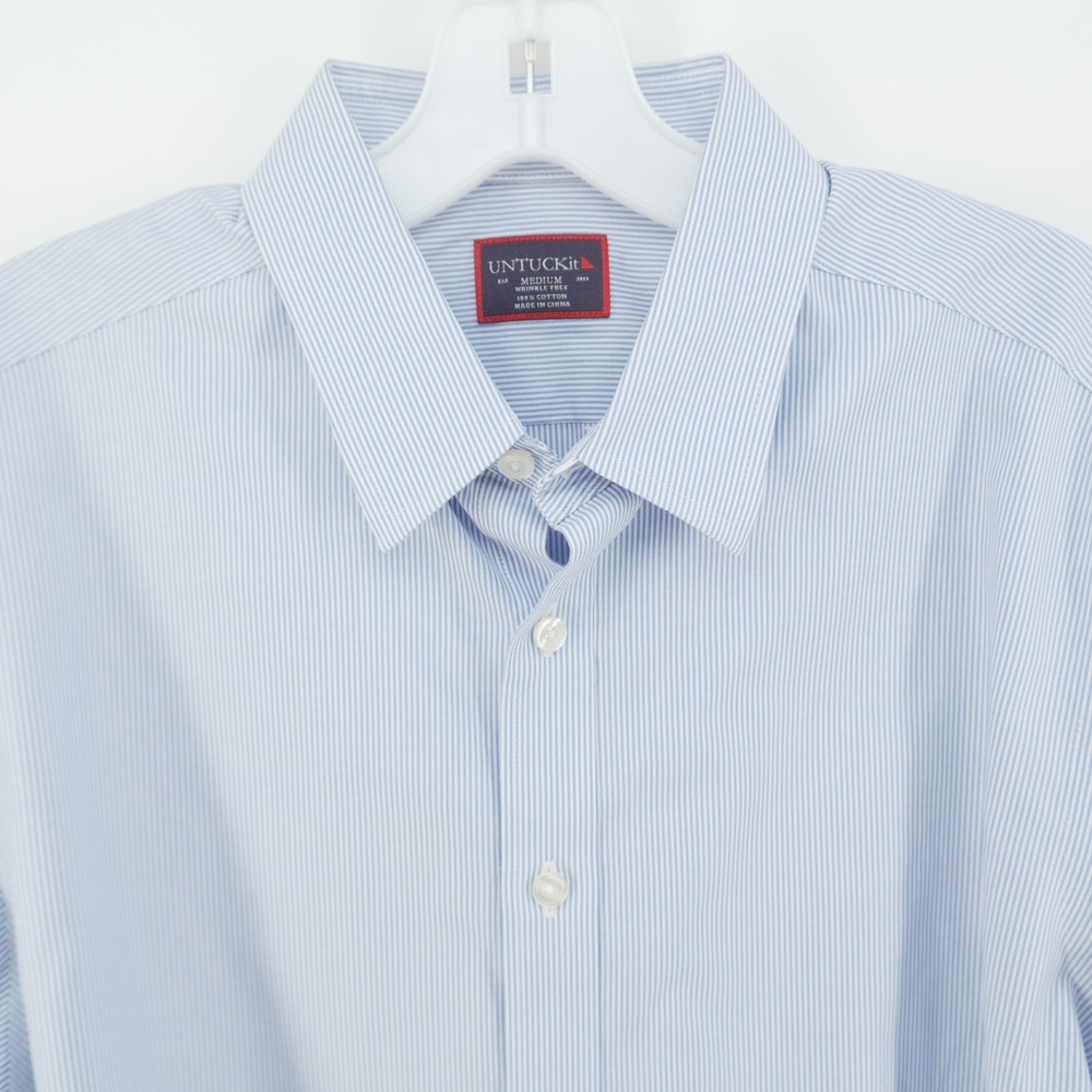 UNTUCKit Button Down Shirt Mens Medium Blue White Pinstripe Wrinkle Free Cotton